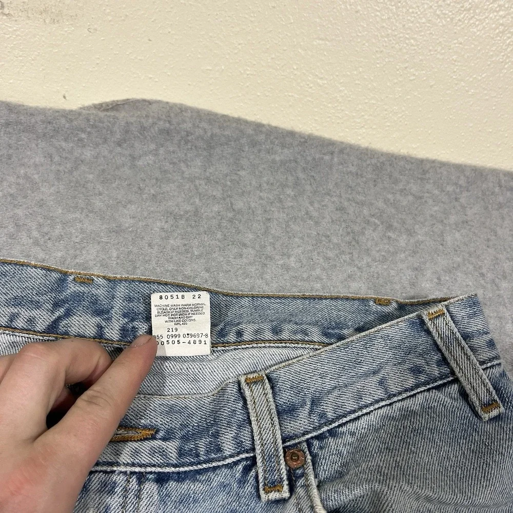 Levis item flawed